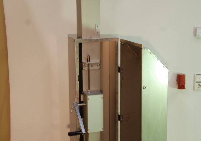 MSL Teleskopmaste Umhausung des Seilzugmasten